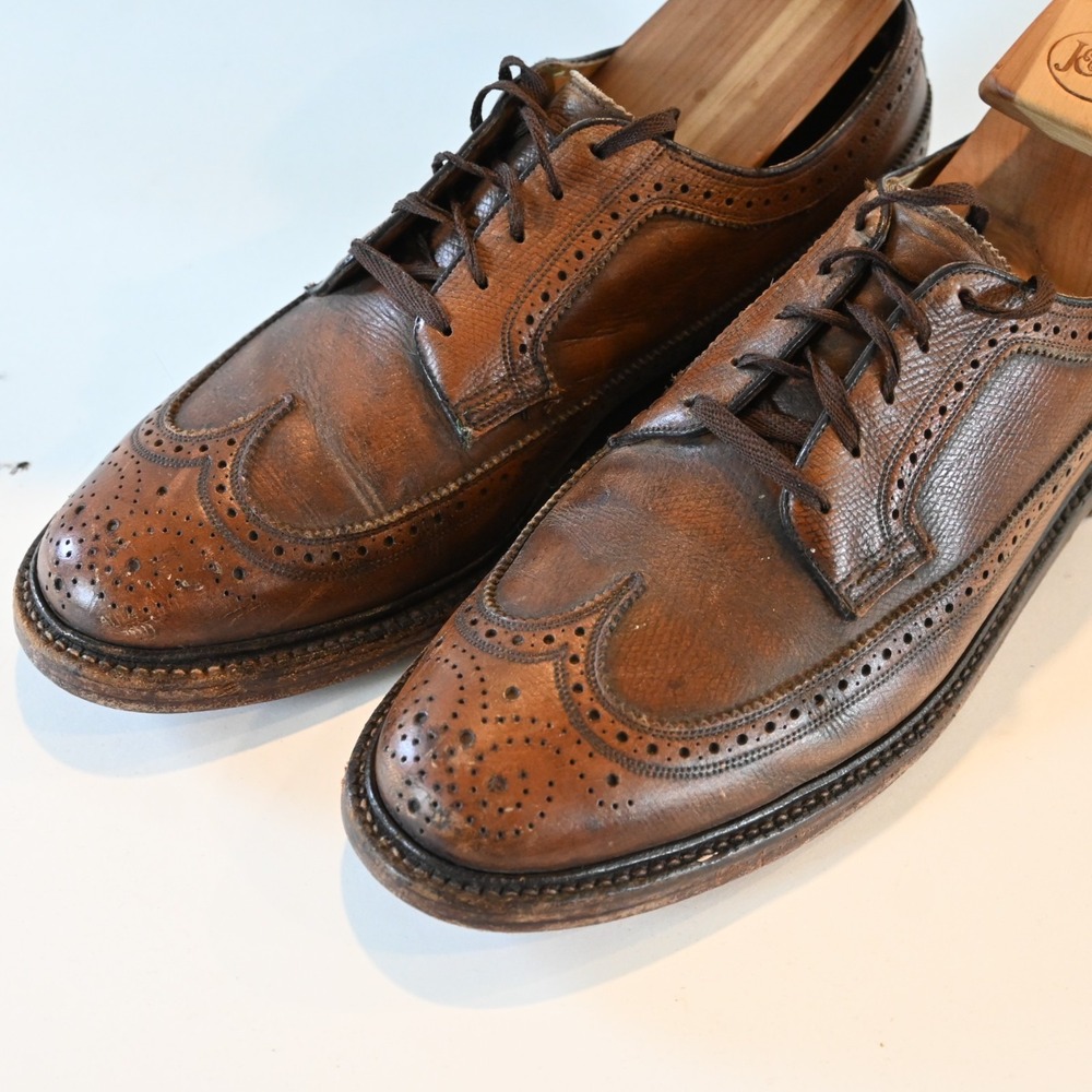 Vtg USA Made Florsheim Imperial 9 C V Cleat 5 Nail Wing Tip Oxford Dress Shoes